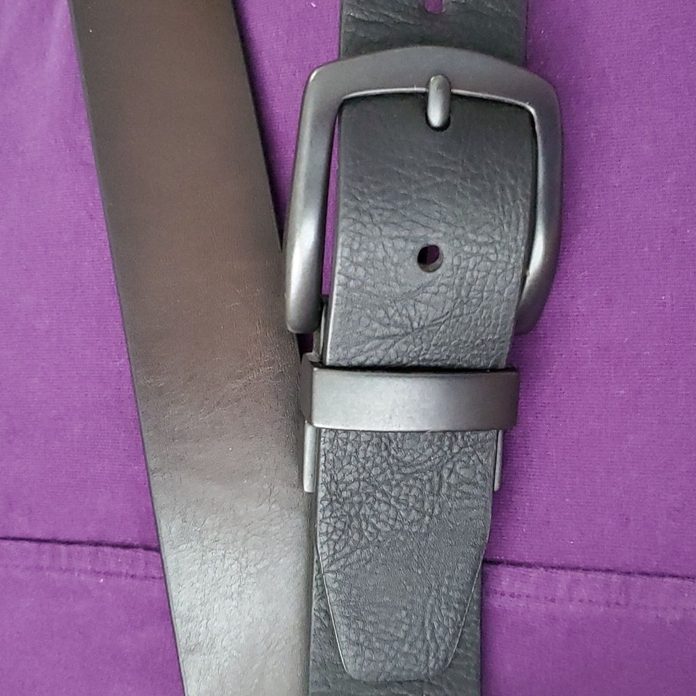 Belt, Reversable, Black/Brown, Black Buckle, 40" Long, Never been worn